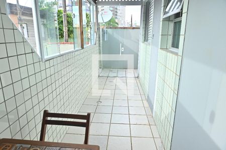 Sacada de apartamento para alugar com 1 quarto, 55m² em Vila Caiçara, Praia Grande
