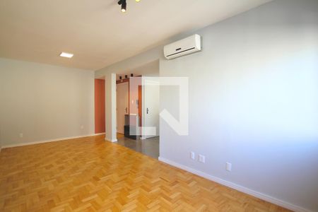 Apartamento à venda com 75m², 2 quartos e 1 vagaSala