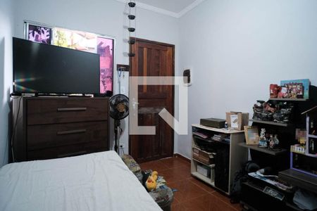 Sala de casa à venda com 3 quartos, 130m² em Vila Nhocune, São Paulo