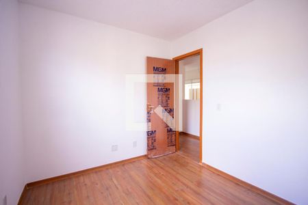 Quarto 1 de apartamento para alugar com 2 quartos, 60m² em Maria Paula, São Gonçalo