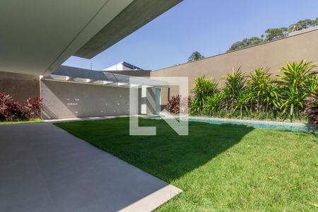 Casa à venda com 518m², 6 quartos e sem vagaQuintal