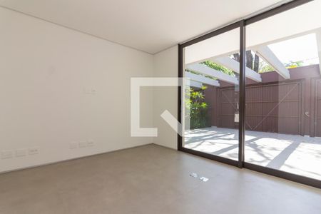 Casa à venda com 518m², 6 quartos e sem vagaQuarto 