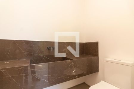 Casa à venda com 518m², 6 quartos e sem vagaLavabo 