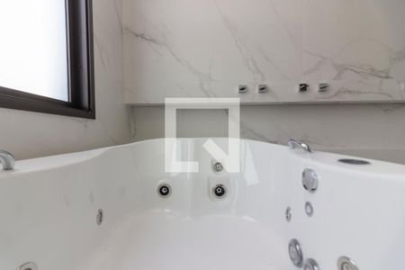 Casa à venda com 518m², 6 quartos e sem vagaBanheiro da Suíte 4