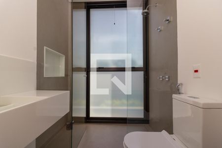 Casa à venda com 518m², 6 quartos e sem vagaBanheiro da Suíte 3