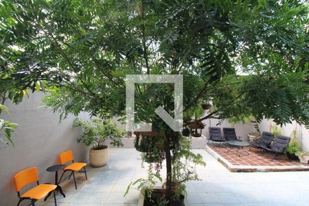 Casa à venda com 364m², 3 quartos e 4 vagasVista 