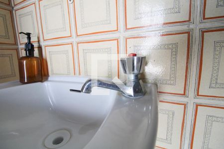 Casa à venda com 364m², 3 quartos e 4 vagasBanheiro de Serviço