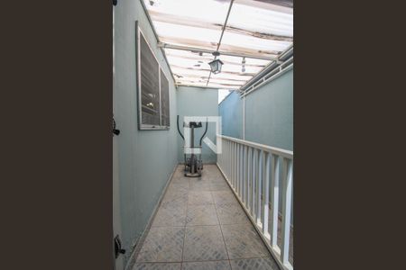 Casa à venda com 364m², 3 quartos e 4 vagasVaranda Quarto 1