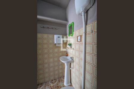 Casa à venda com 364m², 3 quartos e 4 vagasBanheiro de Serviço