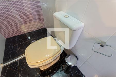 Casa à venda com 120m², 2 quartos e 2 vagas Casa à venda com 120m², 2 quartos e 2 vagasBanheiro da Suíte 2