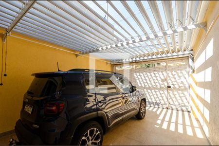 Casa à venda com 120m², 2 quartos e 2 vagas Casa à venda com 120m², 2 quartos e 2 vagasGaragem