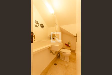 Casa à venda com 120m², 2 quartos e 2 vagas Casa à venda com 120m², 2 quartos e 2 vagasLavabo