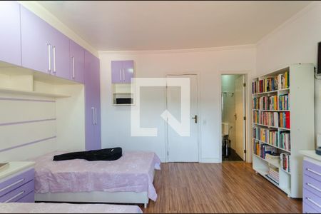 Casa à venda com 120m², 2 quartos e 2 vagas Casa à venda com 120m², 2 quartos e 2 vagasSuíte 2