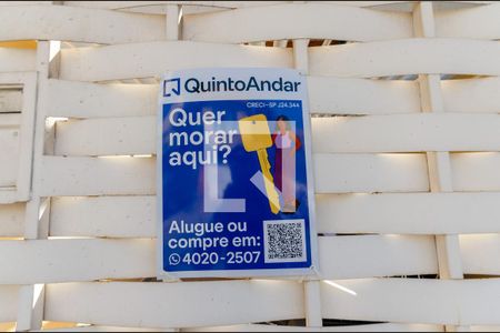 Casa à venda com 120m², 2 quartos e 2 vagas Casa à venda com 120m², 2 quartos e 2 vagasFachada