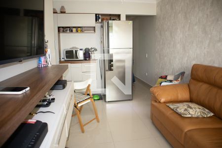 Casa de condomínio à venda com 70m², 2 quartos e sem vagaSala