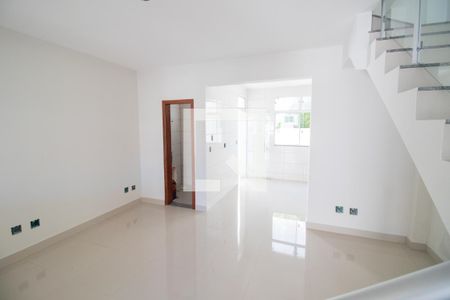 Sala de casa à venda com 3 quartos, 120m² em Senhora das Gracas, Betim