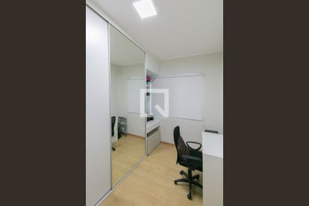 Quarto 1 de casa à venda com 3 quartos, 182m² em Santa Terezinha, Belo Horizonte
