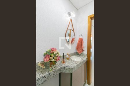 Lavabo de casa à venda com 3 quartos, 182m² em Santa Terezinha, Belo Horizonte