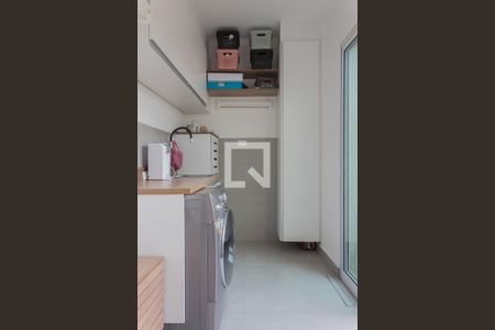 Casa à venda com 180m², 3 quartos e 2 vagas Casa à venda com 180m², 3 quartos e 2 vagasÁrea de Serviço