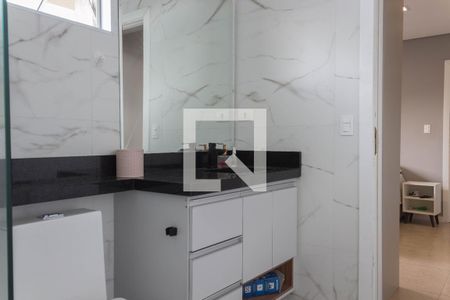 Casa à venda com 180m², 3 quartos e 2 vagas Casa à venda com 180m², 3 quartos e 2 vagasBanheiro da Suíte 1