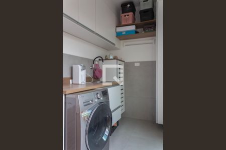 Casa à venda com 180m², 3 quartos e 2 vagas Casa à venda com 180m², 3 quartos e 2 vagasÁrea de Serviço