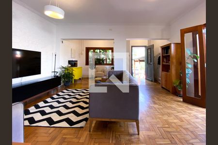 Sala de casa à venda com 3 quartos, 260m² em Butantã, São Paulo
