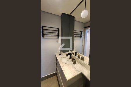 Apartamento para alugar com 39m², 1 quarto e 1 vagaDetalhe do banheiro