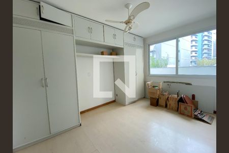 Apartamento à venda com 128m², 3 quartos e 1 vagaSuite