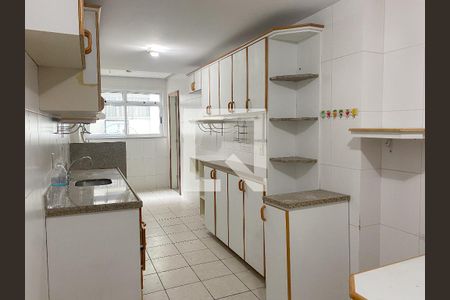 Apartamento à venda com 128m², 3 quartos e 1 vagaCozinha