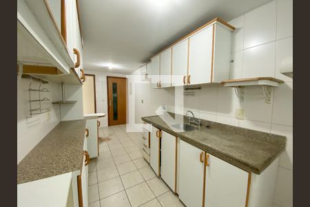 Apartamento à venda com 128m², 3 quartos e 1 vagaCozinha