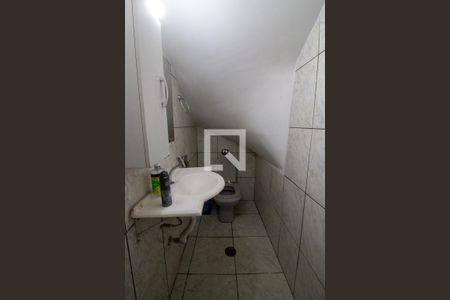Casa para alugar com 100m², 2 quartos e 1 vagaLavabo