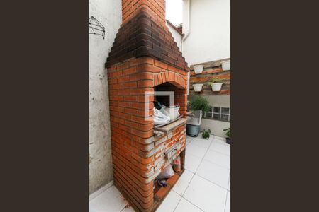 Casa para alugar com 100m², 2 quartos e 1 vagaQuintal