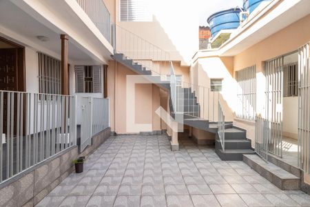 Casa para alugar com 200m², 2 quartos e 1 vagaÁrea comum - quintal