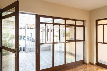 Varanda da Sala de casa para alugar com 2 quartos, 200m² em Vila Ponte Rasa, São Paulo