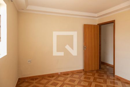 Sala de casa para alugar com 2 quartos, 200m² em Vila Ponte Rasa, São Paulo