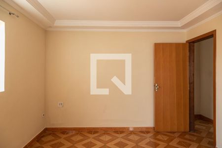 Sala de casa para alugar com 2 quartos, 200m² em Vila Ponte Rasa, São Paulo