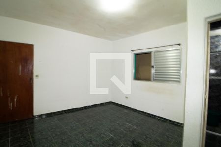 Quarto de kitnet/studio para alugar com 1 quarto, 35m² em Jardim Denise, São Paulo