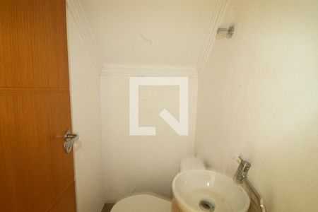 Casa à venda com 200m², 3 quartos e sem vagaLavabo