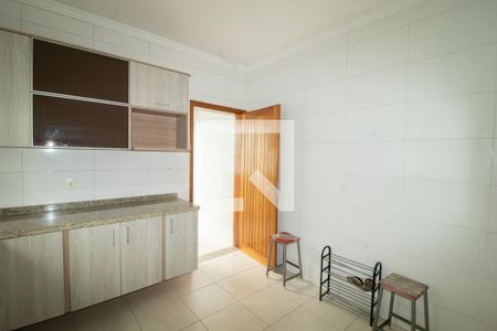 Casa à venda com 200m², 3 quartos e sem vagaCozinha - Armários