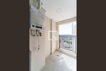 Apartamento à venda com 135m², 3 quartos e 3 vagas Apartamento à venda com 135m², 3 quartos e 3 vagasVaranda de Serviço