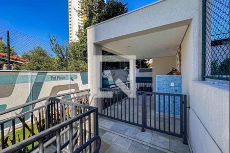 Apartamento à venda com 135m², 3 quartos e 3 vagas Apartamento à venda com 135m², 3 quartos e 3 vagasÁrea Pet