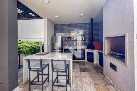 Apartamento à venda com 135m², 3 quartos e 3 vagas Apartamento à venda com 135m², 3 quartos e 3 vagasÁrea comum - Churrasqueira