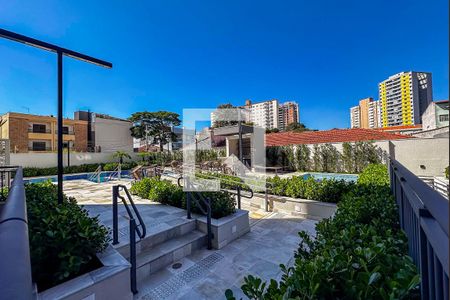 Apartamento à venda com 135m², 3 quartos e 3 vagas Apartamento à venda com 135m², 3 quartos e 3 vagasÁrea comum - Piscina