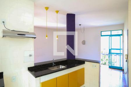 Apartamento para alugar com 80m², 2 quartos e 1 vagaCozinha