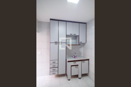 Apartamento para alugar com 67m², 2 quartos e sem vagaCozinha