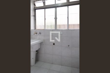 Apartamento para alugar com 67m², 2 quartos e sem vagaÁrea de Serviço