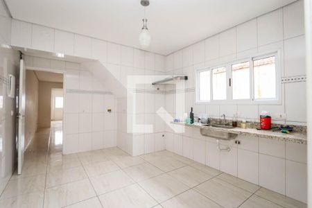 Casa para alugar com 100m², 2 quartos e 2 vagas Casa para alugar com 100m², 2 quartos e 2 vagasCozinha