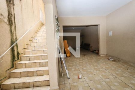 Casa para alugar com 100m², 2 quartos e 2 vagas Casa para alugar com 100m², 2 quartos e 2 vagasGaragem