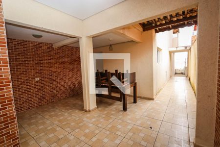 Casa para alugar com 100m², 2 quartos e 2 vagas Casa para alugar com 100m², 2 quartos e 2 vagasChurrasqueira