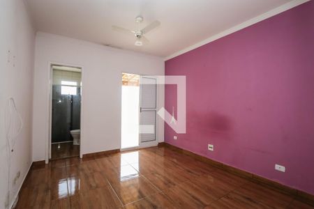 Casa para alugar com 100m², 2 quartos e 2 vagas Casa para alugar com 100m², 2 quartos e 2 vagasSuíte 2